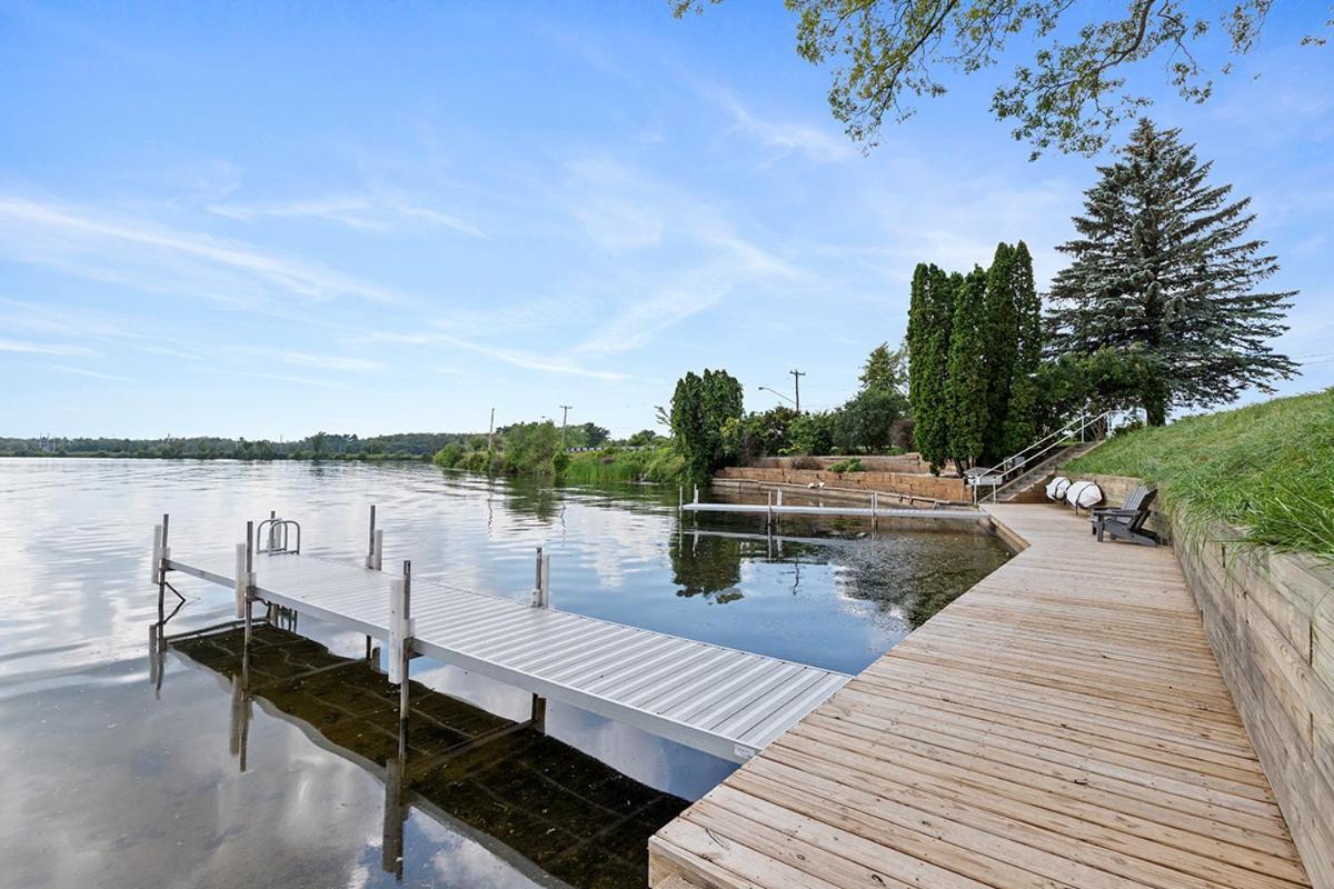 Newaygo Lakeside Getaway With Dock, Firepit, Grill מראה חיצוני תמונה