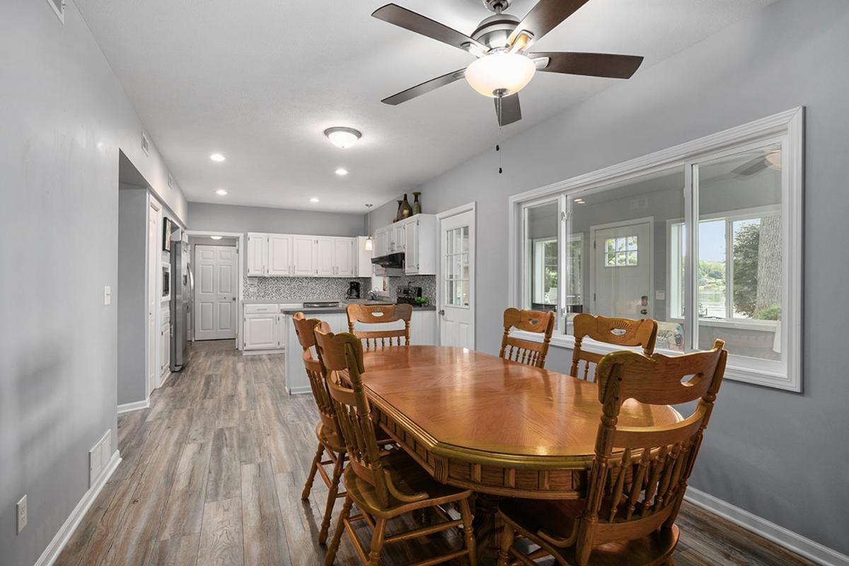 Newaygo Lakeside Getaway With Dock, Firepit, Grill מראה חיצוני תמונה